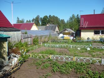 Номер в базе: 1291. Продается дача в районе аэропорта.